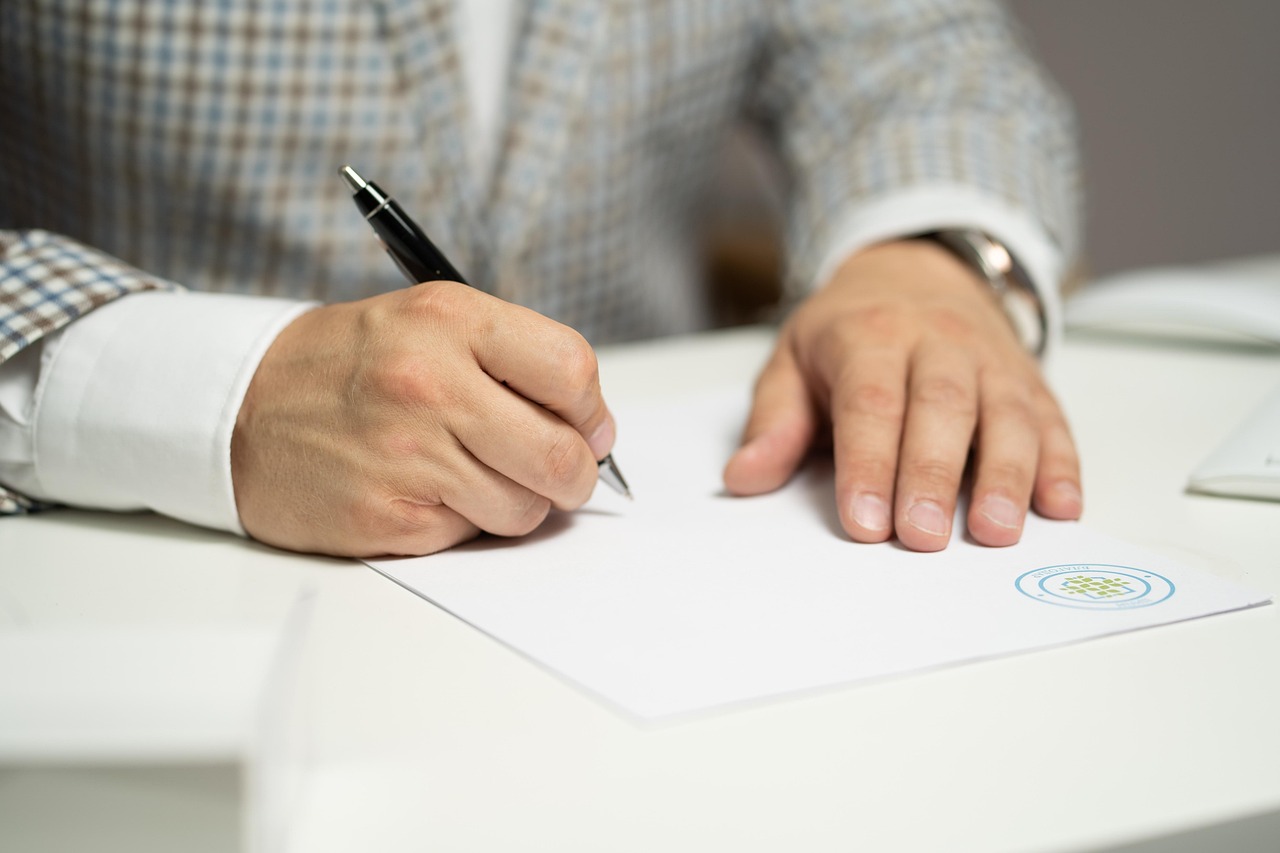 Contratos Laborales: Tipos y Características
